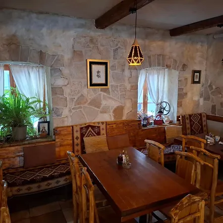 Nocleg ze śniadaniem Ras Stari Grad