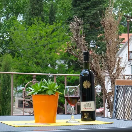 Ras Stari Grad Nocleg ze śniadaniem