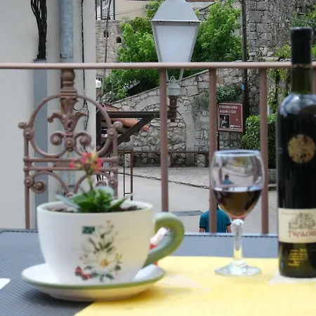 Bed & Breakfast Ras Stari Grad 3*